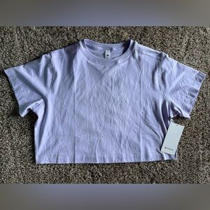 lululemon t-shirt